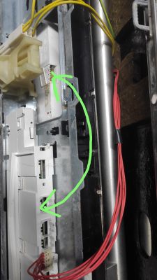 Siemens SE50T592EU/06 - brak wiązki do wyświetlacza przedniego.