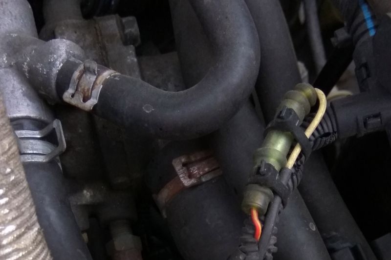 Opel Combo 1.7D 1999 - Złe wskazania temperatury płynu chłodniczego