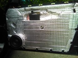 Morel Tempo 6 - Brak basu, objętość komory w drzwiach, montaż, Kenwood KDC-BT61U