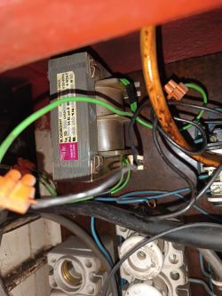 Tokarka – podłączenie przewodu ochronnego i fazy, poprawność instalacji elektrycznej