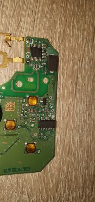 Renault Megane 2 - Brak elementów na karcie po upadku