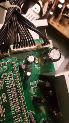 LG XA14 problem z głośnikami - Wieża nie przesyła dźwięku do głośników.
