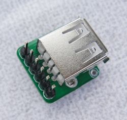 Konwerter USB -> UART do klawiatury, myszy i pada (piotr_go) Konwerter USB -> UART do klawiatury, myszy i pada (piotr_go)