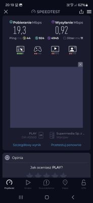 Zrzut ekranu z aplikacji Speedtest pokazujący wyniki testu internetu mobilnego od operatora Play: pobieranie 19,3 Mbps, wysyłanie 0,92 Mbps.