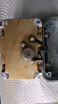 UAZ 469B, UNITRA TORAL RE-14 - regulator alternatora 12V nie ładuje?