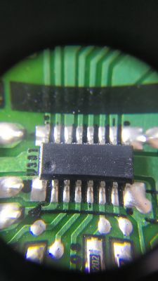 W2346S-BF: Strzelony kondensator SL6KV 5D, krótkotrwałe podświetlenie i pisk po wymianie