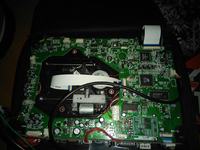 Jak zidentyfikować i podłączyć zagłówki DVD z giełdy do radia samochodowego?