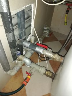 What is the reason for poor hot water pressure in all taps?