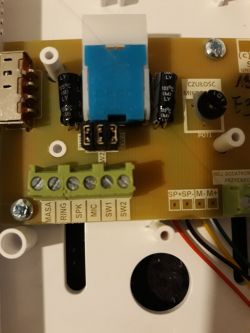 Podłączenie nowego domofonu Cyfral Smart-5P w miejsce starego