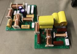 Wymiana kondensatora elektrolitycznego na foliowy w zwrotnicy - jakie parametry?