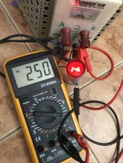 Test i wnętrze modułu voltomierza AC20-500V AD101-22VM Test i wnętrze modułu voltomierza AC20-500V AD101-22VM