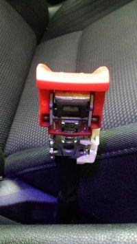 Skoda Octavia - Dźwięk niezapiętych pasów mimo ich zapięcia. Co naprawić?