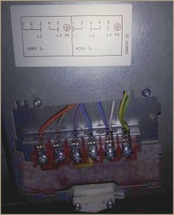 Kuchnia indukcyjna Electrolux EKI6451AOX - podłączenie do zasilania