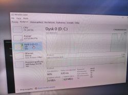 Dlaczego w dysku SSD spada drastycznie prędkość przy starcie lub pobieraniu?