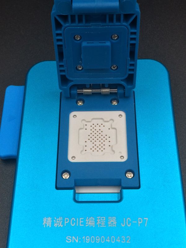 [Sprzedam] Nowy Programator Pamięci Nand JC P7 dla iPhone SE, 6S, 7 - Używany z PC lub JC PR01000S