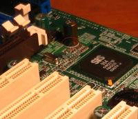 Płyta AsRock kondensatory odwrotnie minus? Płyta AsRock kondensatory odwrotnie minus?