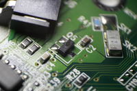 Jak naprawić uszkodzoną elektronikę dysku WD1200JD-00HBB0 po błędnym montażu?