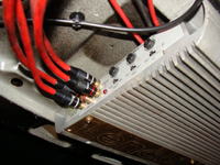 Co to za wzmacniacz? 6 kanałów Lenco Xplosion CA 330.